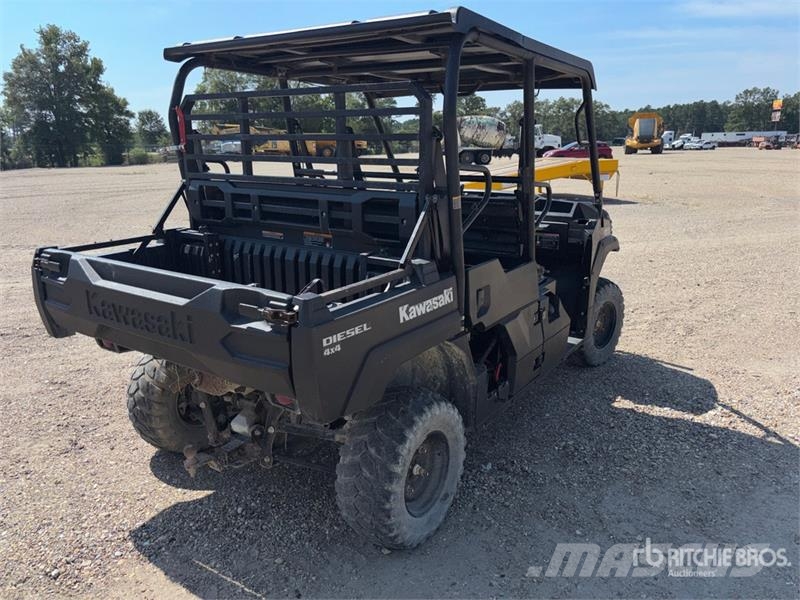 Kawasaki PRO-DXT 4x4 Utility Vehicle Maquinaria para servicios públicos