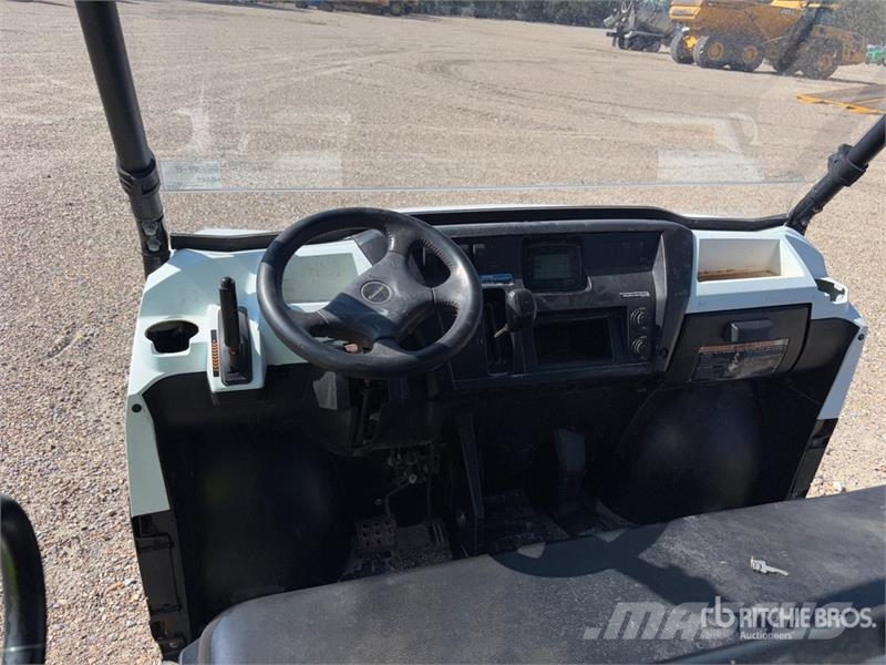 Kawasaki PRO-DXT 4x4 Utility Vehicle Haszongépek