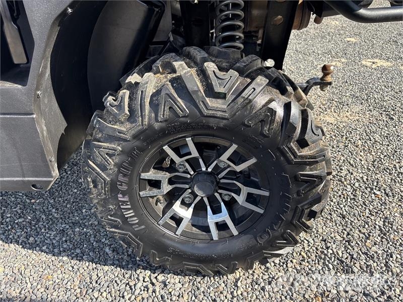 Kawasaki Pro-FXR820 4x4 Side By Side Автомобілі