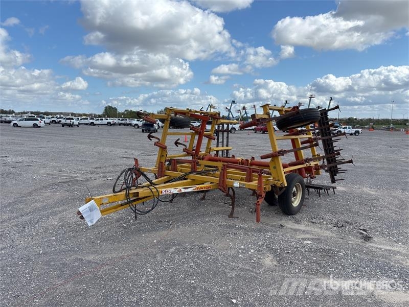 Kent 20 ft Cultivator Cultivators