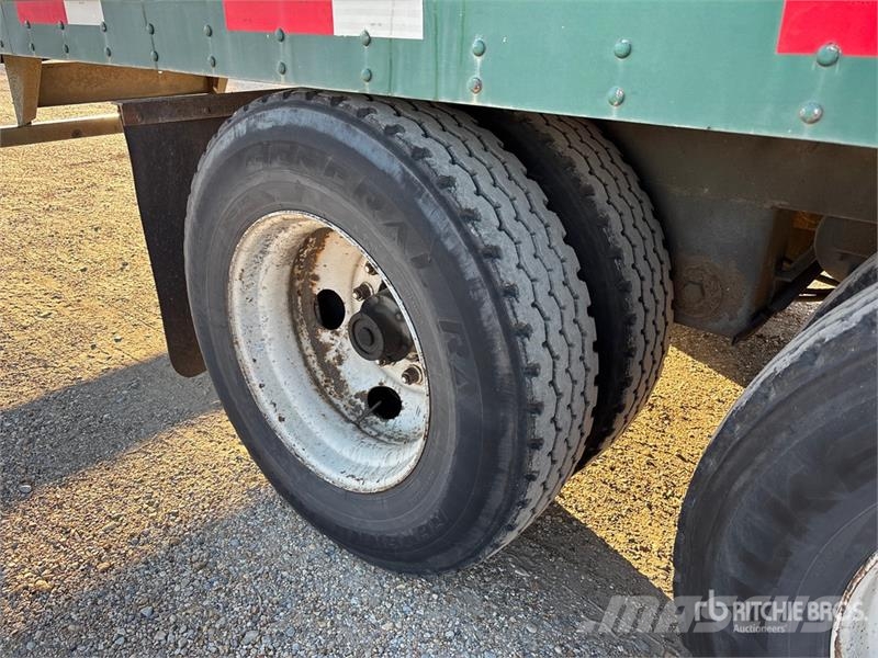 Kent Trailer 53 ft x 102 in T/A Van Trailer Причепи-фургони