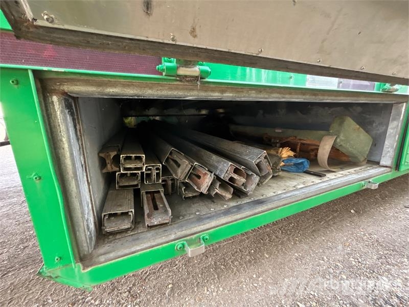 Kentucky 53 ft x 102 in T/A Van Trailer Reboques baú