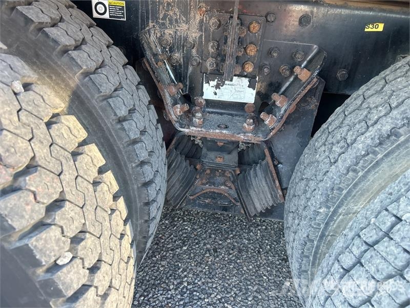 Kenworth 1400 Straight Boom on Kenworth T-800 8x6 Boom Truc Tovornjaki z žerjavom