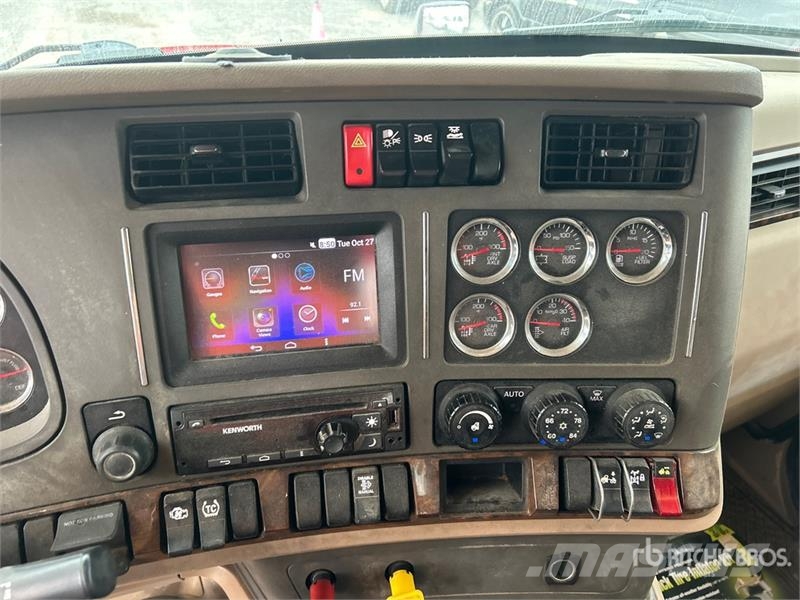 Kenworth 6x4 T/A Sleeper Truck Tractor Vilcēji