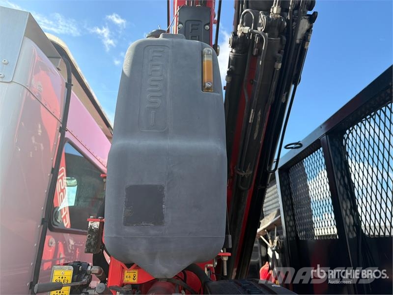 Kenworth Fassi F155A.2.23E 10582 lb Knuckle Boom on Kenwor Tovornjaki z žerjavom