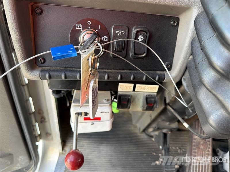 Kenworth Fassi F155A.2.23E 10582 lb Knuckle Boom on Kenwor Tovornjaki z žerjavom