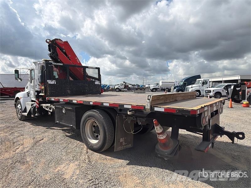 Kenworth Fassi F155A.2.23E 10582 lb Knuckle Boom on Kenwor Tovornjaki z žerjavom