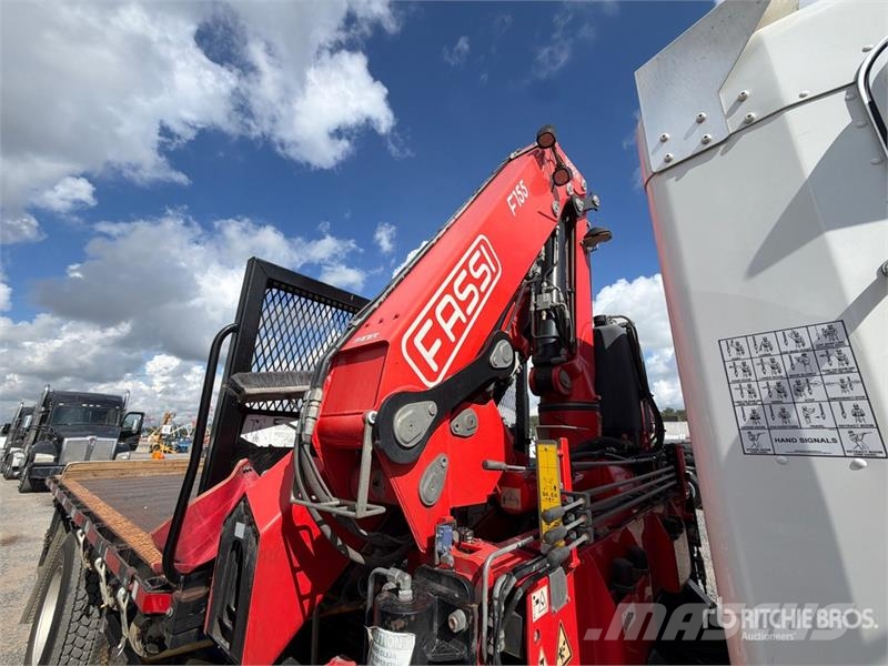 Kenworth Fassi F155A.2.23E 10582 lb Knuckle Boom on Kenwor Tovornjaki z žerjavom