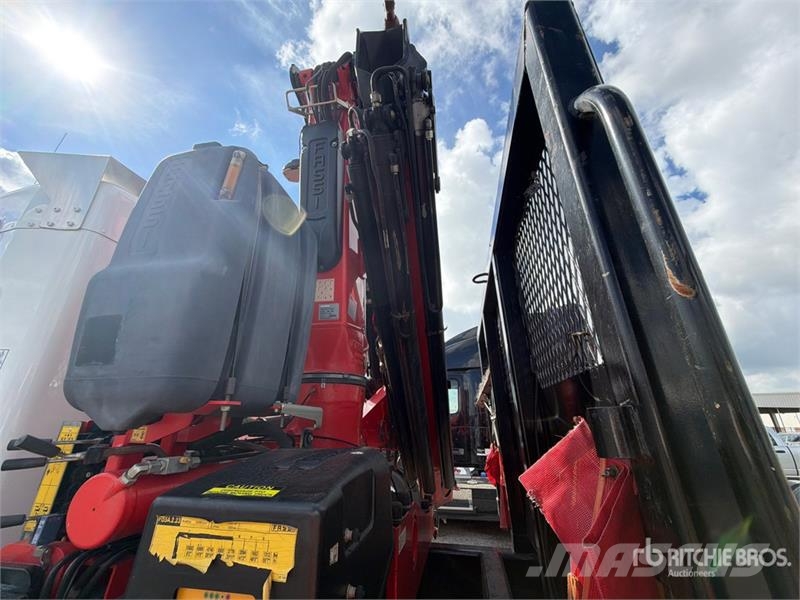 Kenworth Fassi F155A.2.23E 10582 lb Knuckle Boom on Kenwor Tovornjaki z žerjavom