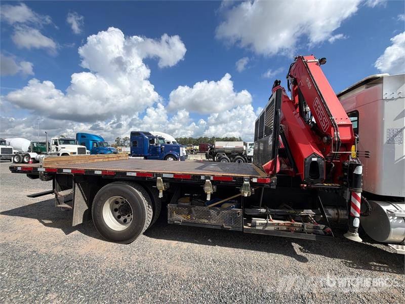 Kenworth Fassi F155A.2.23E 10582 lb Knuckle Boom on Kenwor Tovornjaki z žerjavom