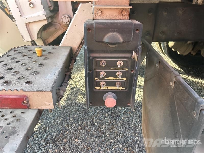 Kenworth Sany SY38Z5 on Kenworth T880 6x4 Concrete Pump Tr Betonvedēji