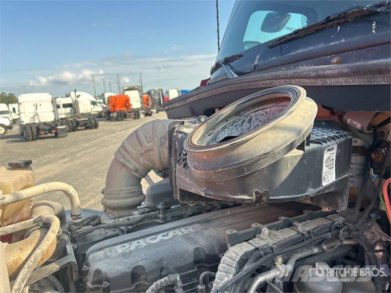 Kenworth Sany SY38Z5 on Kenworth T880 6x4 Concrete Pump Tr Betonvedēji