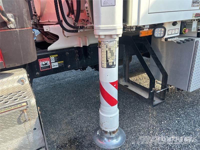 Kenworth Sany SY38Z5 on Kenworth T880 6x4 Concrete Pump Tr Betonvedēji