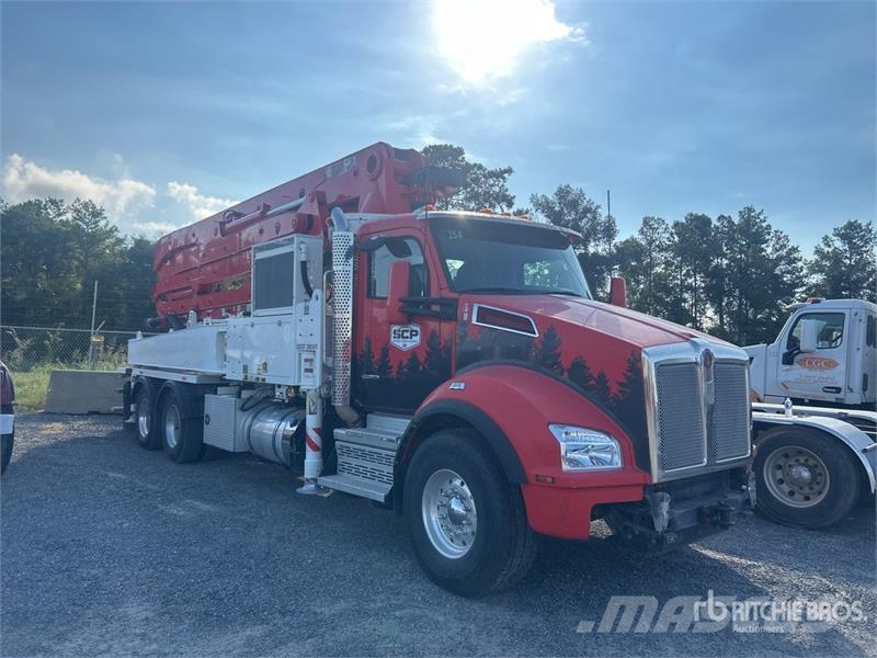 Kenworth Sany SY38Z5 on Kenworth T880 6x4 Concrete Pump Tr Betonvedēji