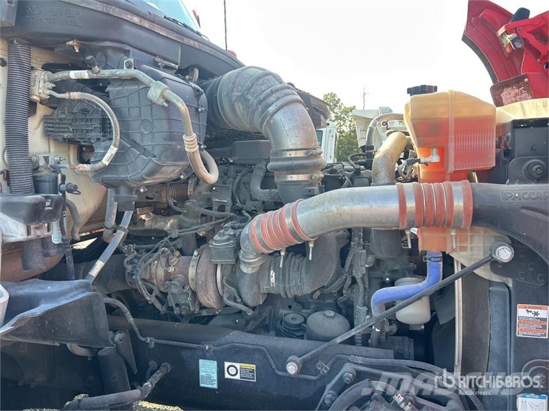 Kenworth Sany SY38Z5 on Kenworth T880 6x4 Concrete Pump Tr Betonvedēji