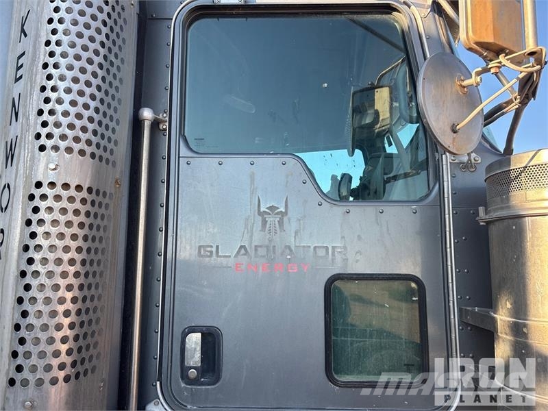 Kenworth SPM TUS6O0 on  Kenworth T800 8x2 Concrete Pump Tru 콘크리트 믹서트럭
