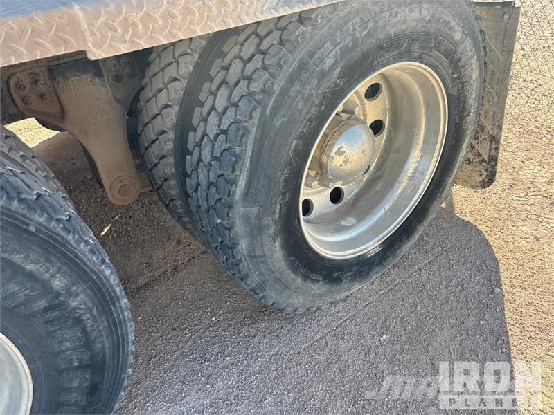 Kenworth SPM TUS6O0 on  Kenworth T800 8x2 Concrete Pump Tru Betonmixers en pompen