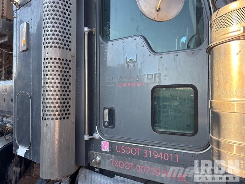 Kenworth SPM TUS6O0 on  Kenworth T800 8x2 Concrete Pump Tru 콘크리트 믹서트럭