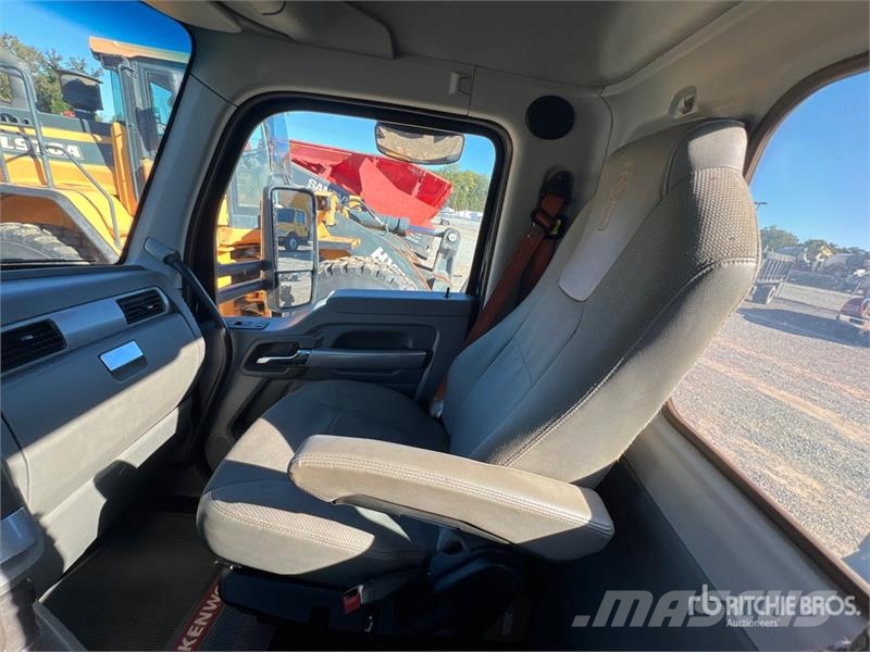Kenworth T-680 6x4 T/A Day Cab Truck Tractor Traktorske jedinice