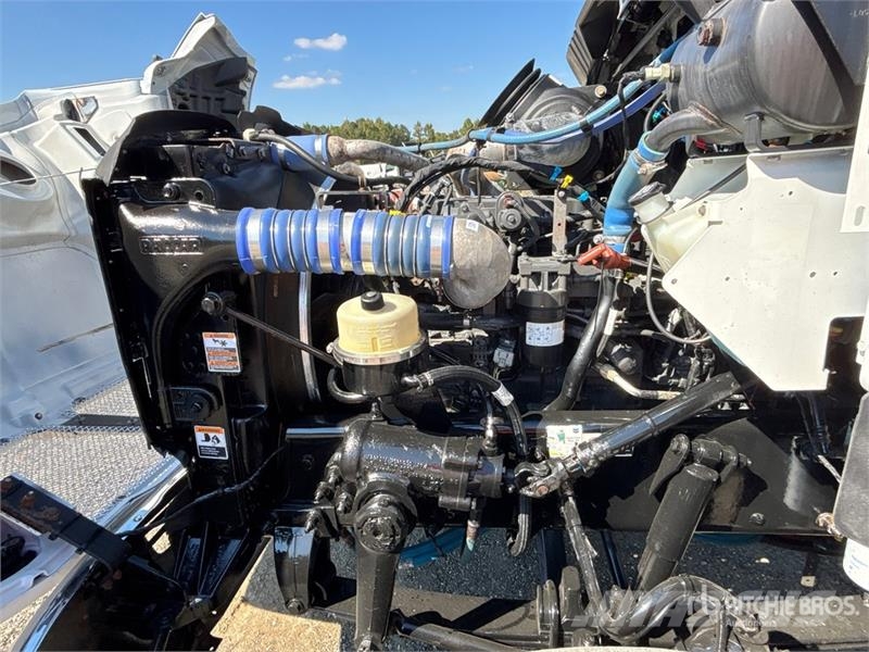 Kenworth T270 驾驶室与内部