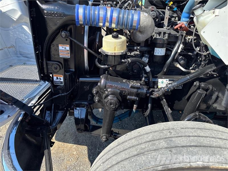 Kenworth T270 驾驶室与内部