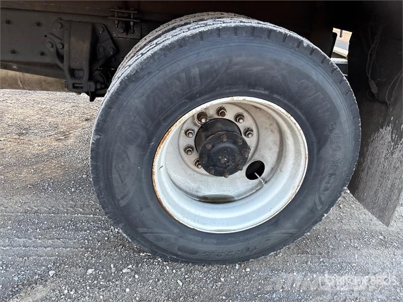 Kenworth T270 4x2 Vacuum Tanker Truck Commercial vehicle