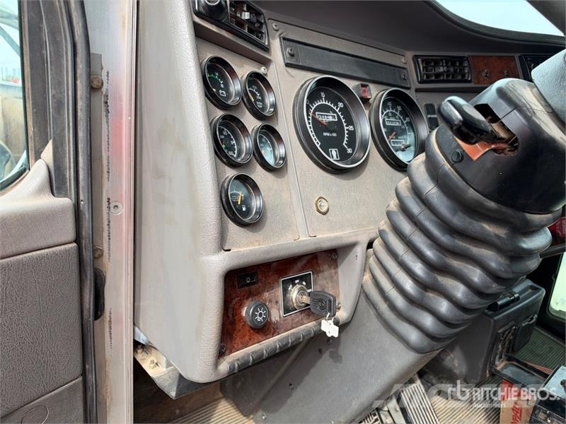 Kenworth T300 Kiper tovornjaki