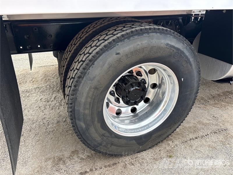 Kenworth T300 Vízszállító teherautók