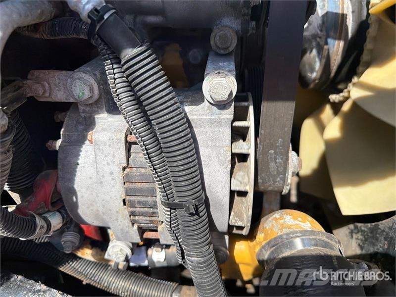 Kenworth T300 Ūdens mašīnas
