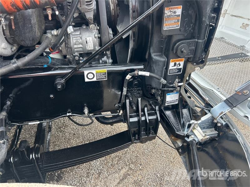 Kenworth T300 Поливальні машини