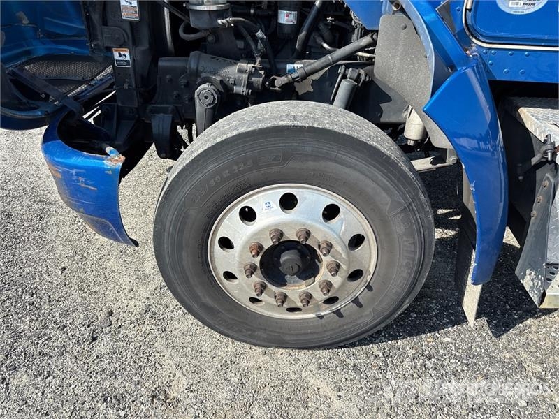 Kenworth T300 Каросерии
