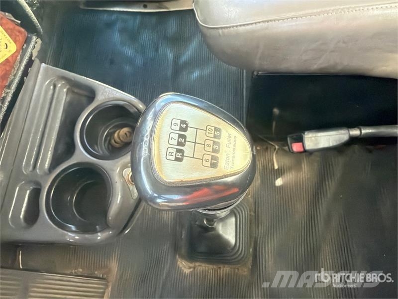 Kenworth T300 Ūdens mašīnas