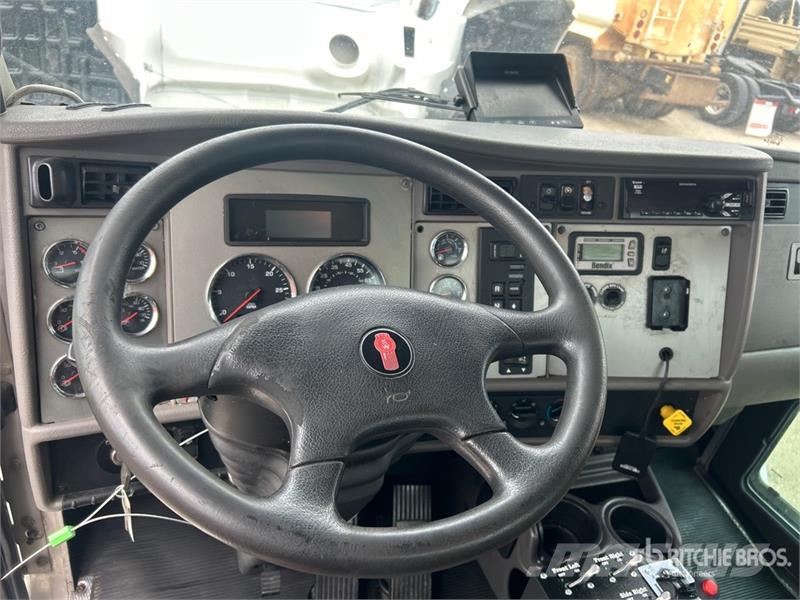 Kenworth T300 Поливальні машини