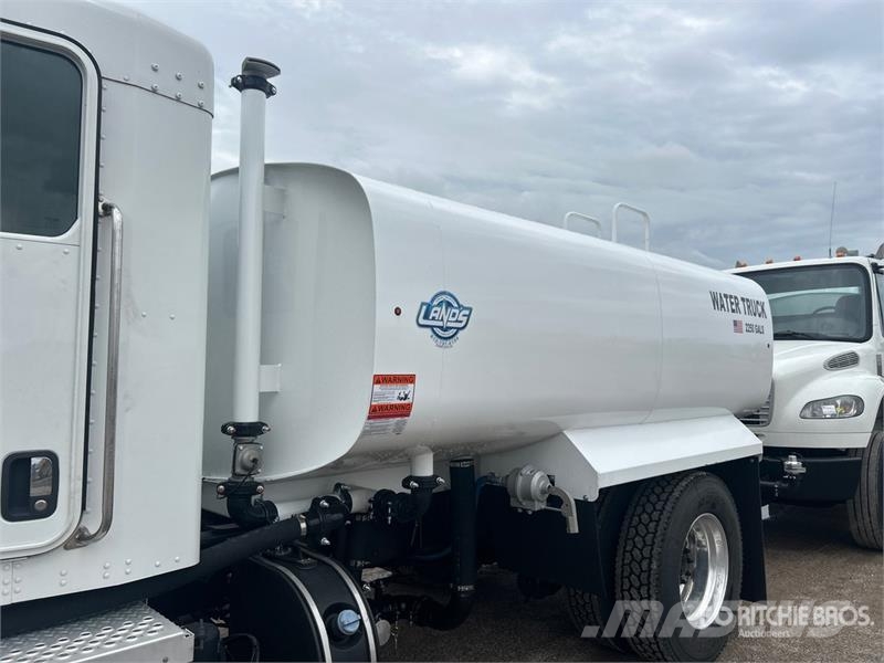 Kenworth T300 Поливальні машини