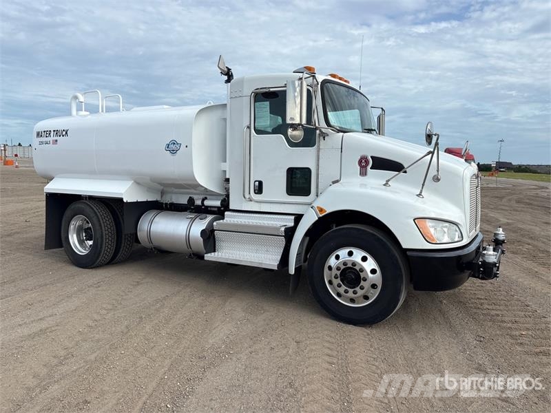 Kenworth T300 Vízszállító teherautók