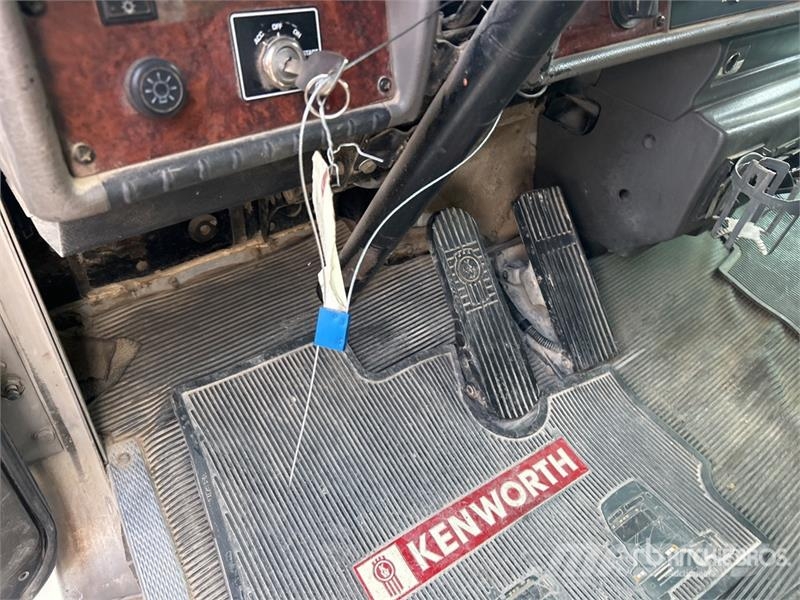 Kenworth T300 Tankbilar