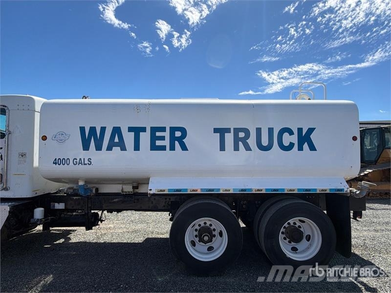 Kenworth T300 Ūdens mašīnas