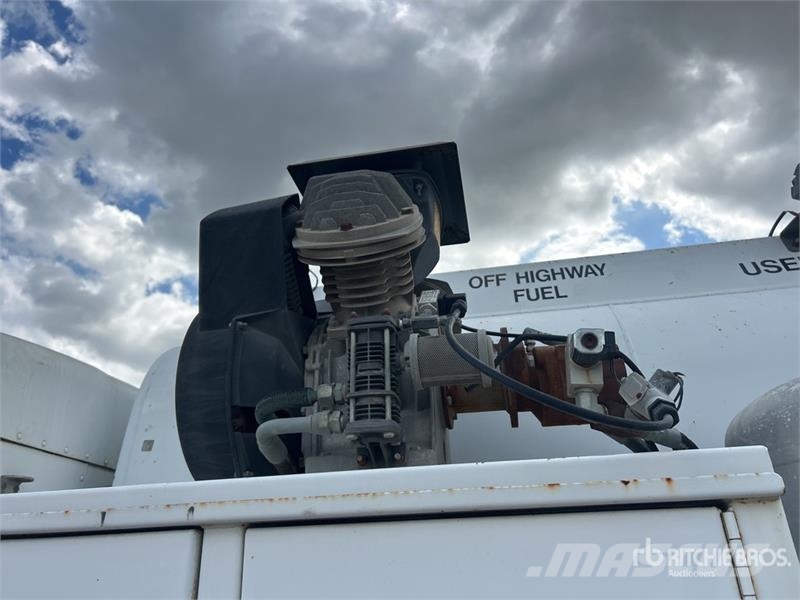 Kenworth T300 Tankbilar