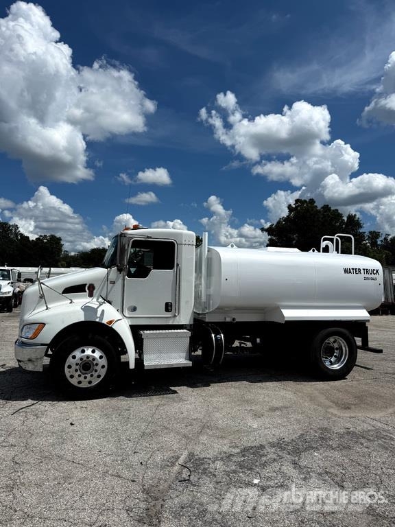 Kenworth T300 Wassertanker