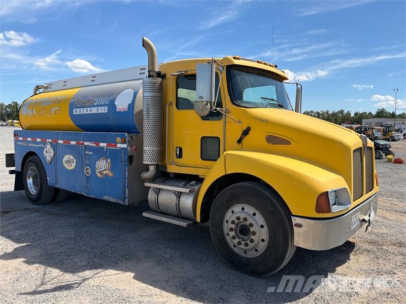 Kenworth T300 4x2 Fuel Truck 탱커 트럭