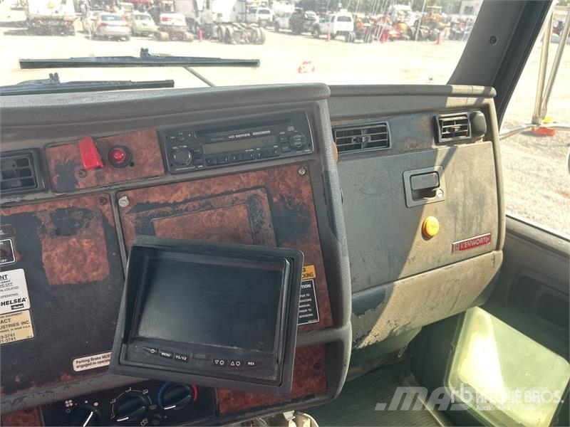 Kenworth T300 4x2 Service Truck Vehículos - Taller