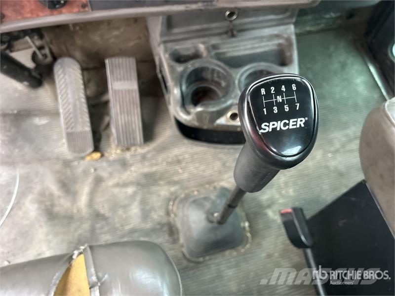 Kenworth T300 4x2 Vacuum Excavator Truck Kombinētās vakumsūkņa mašīnas