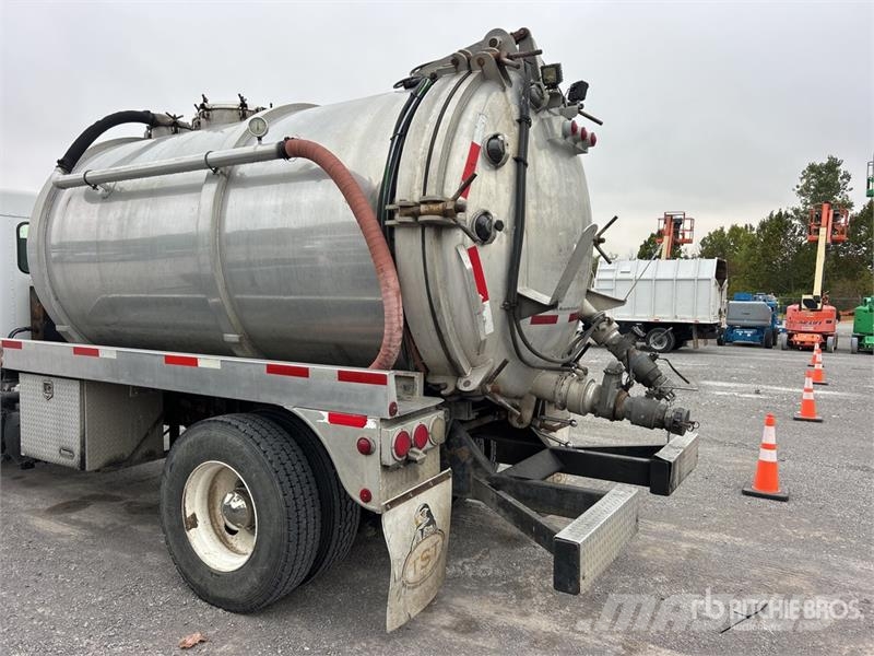 Kenworth T300 4x2 Vacuum Excavator Truck Kombinētās vakumsūkņa mašīnas