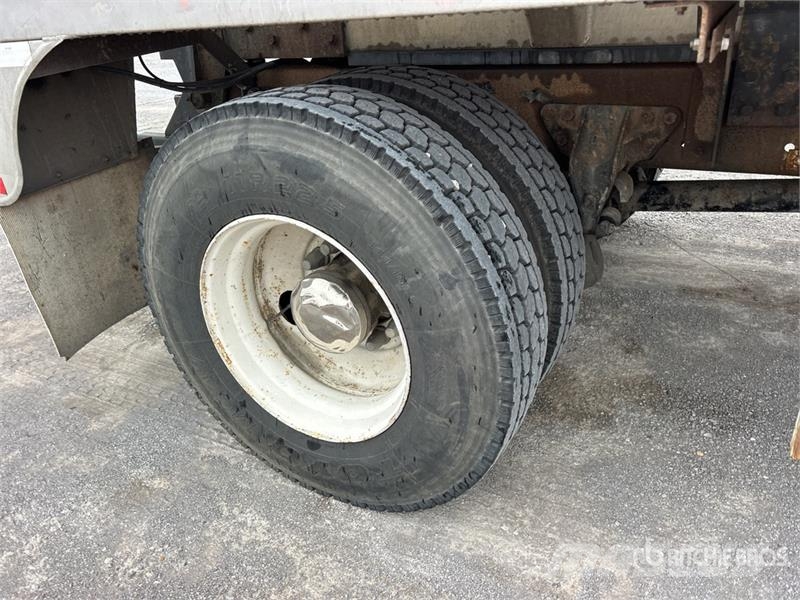 Kenworth T300 4x2 Vacuum Excavator Truck Kombinētās vakumsūkņa mašīnas