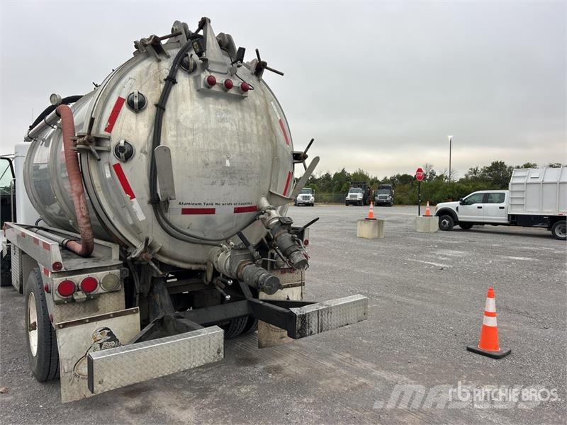 Kenworth T300 4x2 Vacuum Excavator Truck Kombinētās vakumsūkņa mašīnas