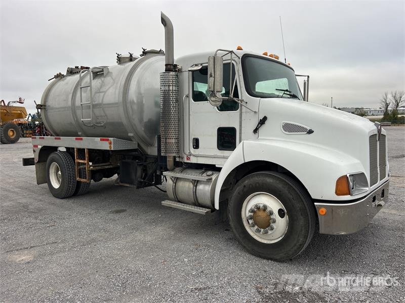 Kenworth T300 4x2 Vacuum Excavator Truck Kombinētās vakumsūkņa mašīnas