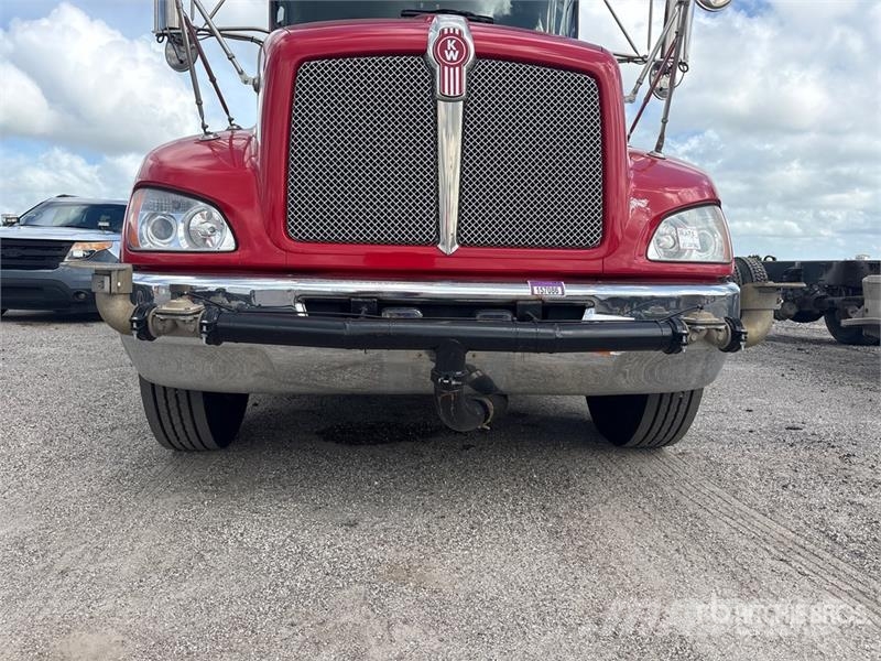Kenworth T370 Veepaagiga autod