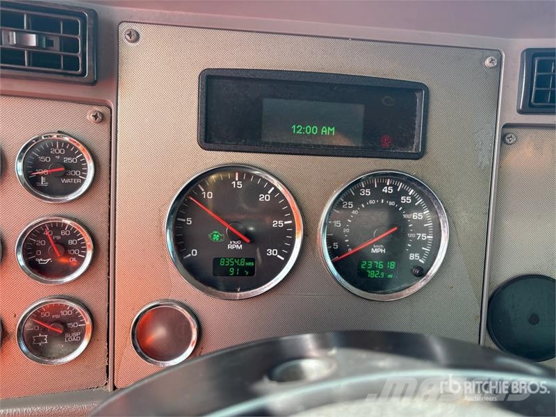 Kenworth T370 Veepaagiga autod