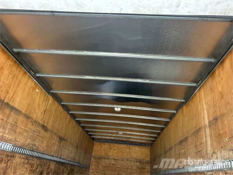 Kenworth T370 ボックスボディー、ウイング、箱車