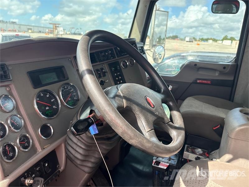 Kenworth T370 Veepaagiga autod